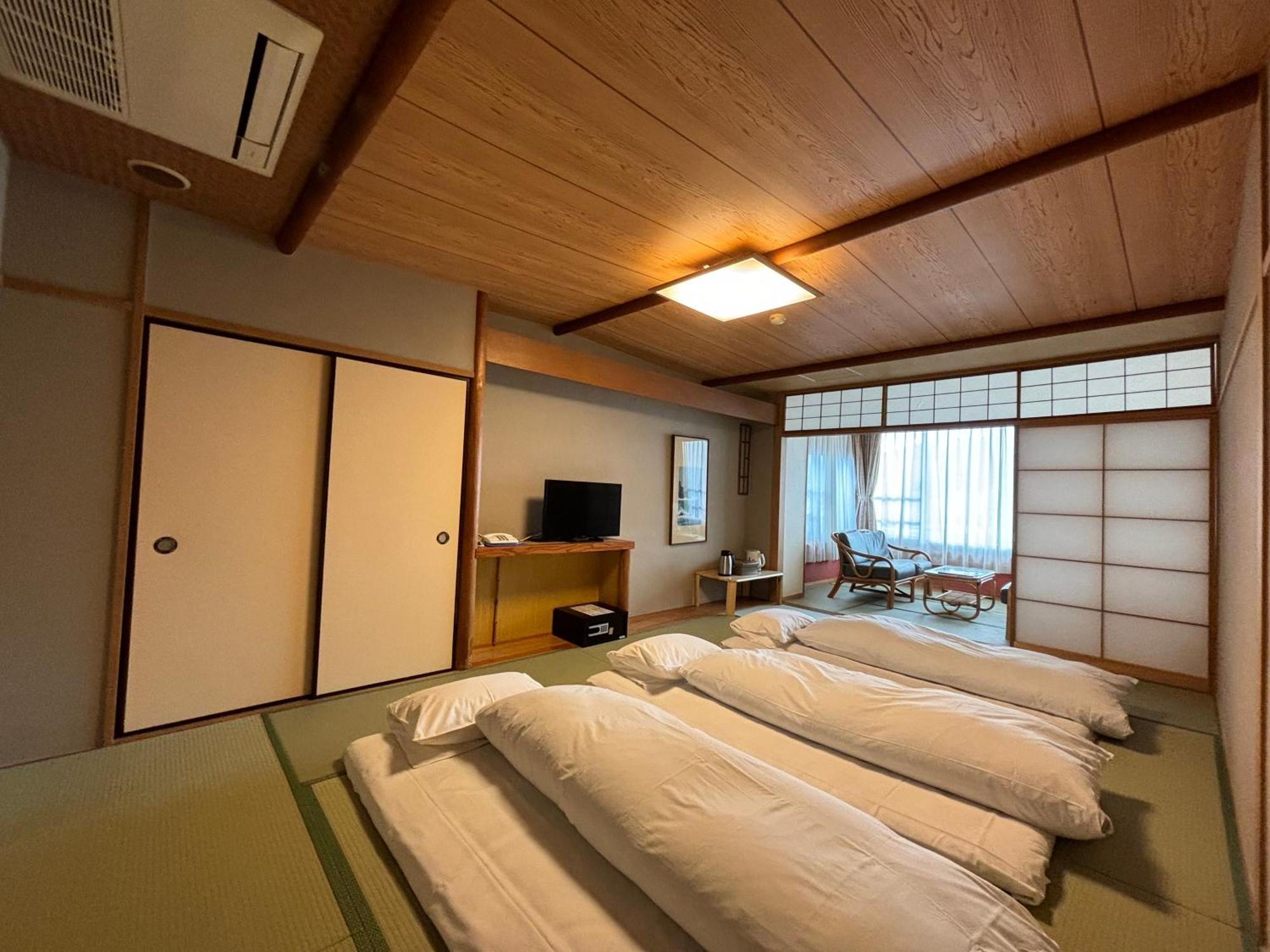 Kameya Rakan Ito  Exterior photo